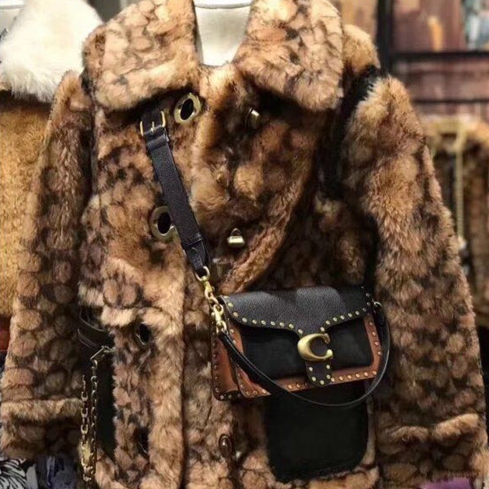 Coach Tabby Shoulder Bag 26 With Rivets - Picture 9 of 15